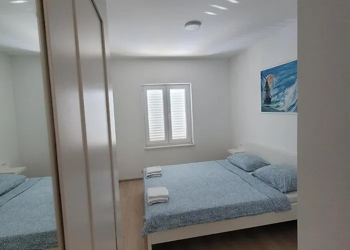 Arijan Peljesac * Оребич